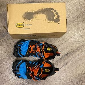 Brand New Vibram V-Train 2.0 Mens